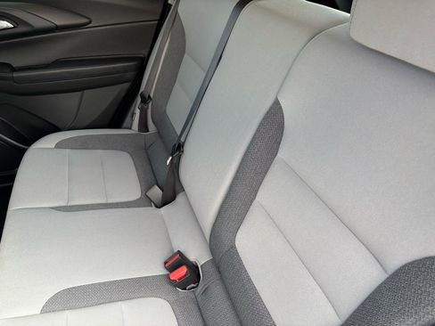 Used 2024 Chevrolet TrailBlazer LS w/ LS Convenience Package AWD/4WD image 31
