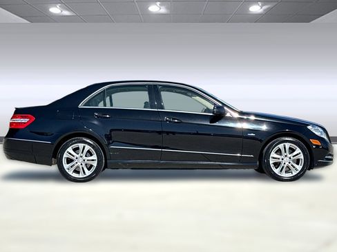 Used 2011 Mercedes-Benz E 350 BlueTEC Sedan image 7