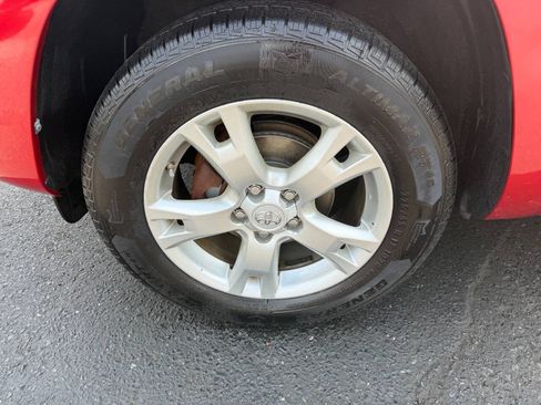Used 2011 Toyota RAV4 4WD w/ Upgrade Value Pkg image 14