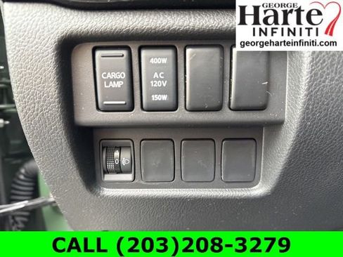 Used 2024 Nissan Titan SV w/ SV Bronze Edition Package image 23