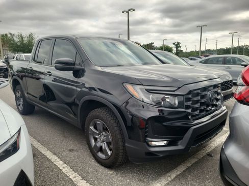 Used 2024 Honda Ridgeline TrailSport image 2
