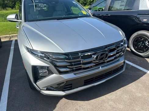 Used 2026 Hyundai Tucson Limited FWD image 4
