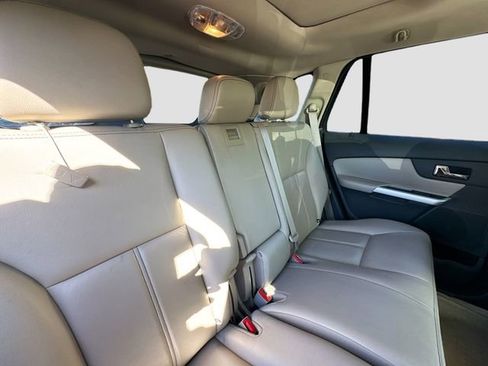 Used 2011 Ford Edge Limited w/ 301A Rapid Spec Order Code FWD image 18
