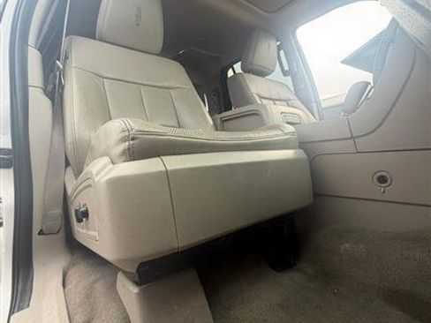 Used 2012 Lincoln Navigator L 4WD image 11