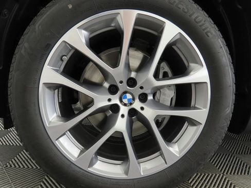 Used 2026 BMW X5 sDrive40i w/ Parking Assistance Package image 31