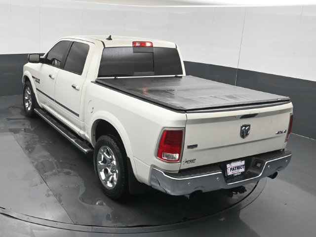 Used 2018 RAM 1500 Laramie w/ Convenience Group AWD/4WD image 40