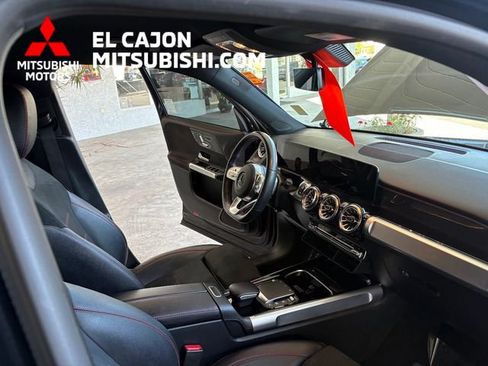 Used 2022 Mercedes-Benz GLB 250 4MATIC image 21