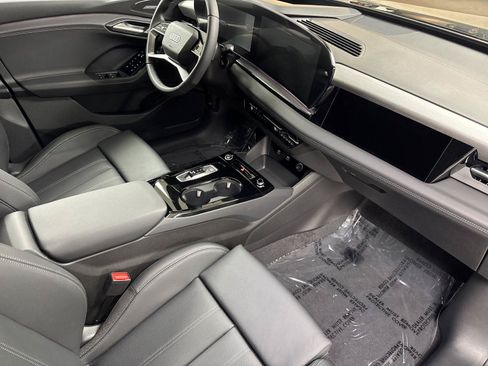 New 2027 Audi Q6 e-tron Prestige AWD/4WD image 15
