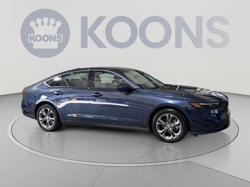 Used 2024 Honda Accord EX image 2
