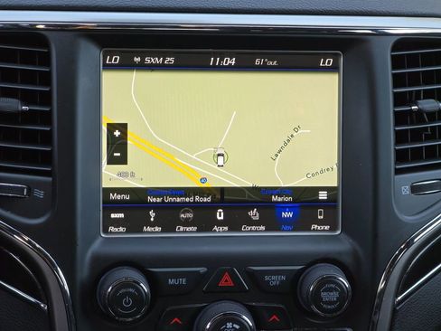 Used 2018 Jeep Grand Cherokee Trailhawk w/ Trailhawk Luxury Group AWD/4WD image 11