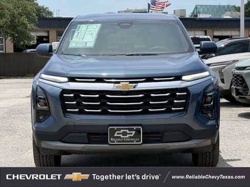 New 2026 Chevrolet Equinox LT w/ Safety and Technology Package FWD image 3