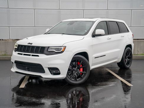 Used 2019 Jeep Grand Cherokee SRT image 1
