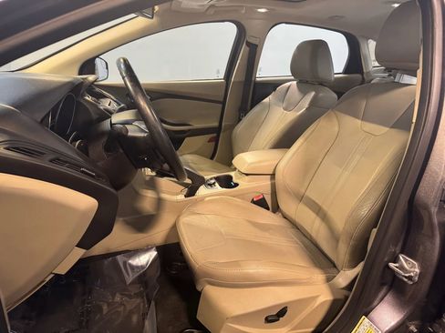 Used 2012 Ford Focus SEL FWD image 10