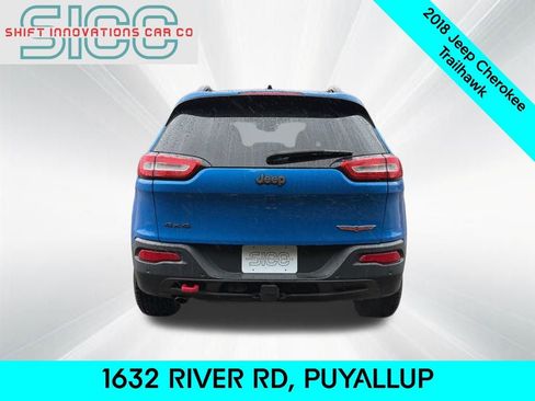 Used 2018 Jeep Cherokee Trailhawk w/ Quick Order Package 25L image 6