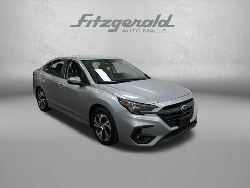 Used 2025 Subaru Legacy Premium AWD/4WD image 9