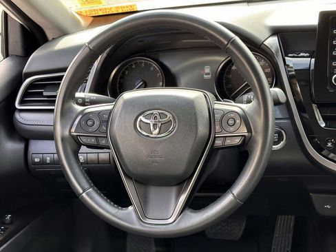 Certified 2024 Toyota Camry SE w/ Convenience Package image 18