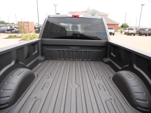 New 2026 Ford F350 XLT w/ XLT Premium Package AWD/4WD image 13