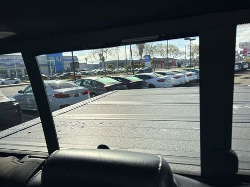 Used 2023 RAM 1500 Laramie image 31