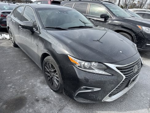 Used 2018 Lexus ES 350 w/ Premier Package image 2