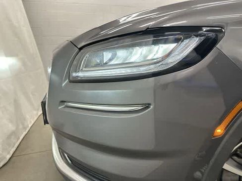Used 2022 Lincoln Nautilus FWD image 30