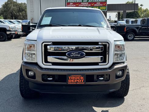 Used 2016 Ford F250 King Ranch w/ FX4 Off-Road Package AWD/4WD image 2