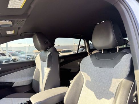 Certified 2023 Volkswagen ID.4 Pro RWD image 16