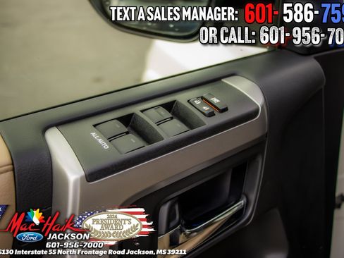 Used 2019 Toyota 4Runner Limited image 12