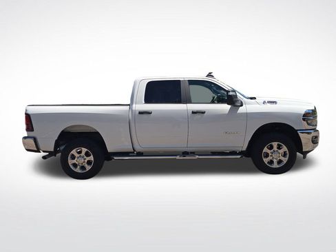 Used 2026 RAM 2500 Big Horn AWD/4WD image 8