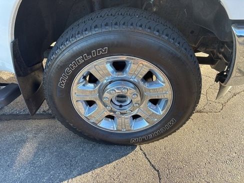 Used 2016 Ford F350 Lariat w/ Lariat Ultimate Package image 9