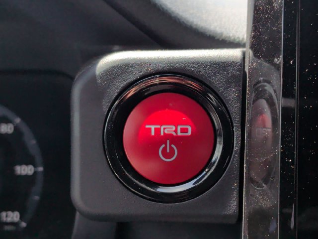 Used 2025 Toyota Tacoma TRD Sport AWD/4WD image 22