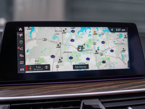 Used 2019 BMW 540i xDrive w/ M Sport Package image 18