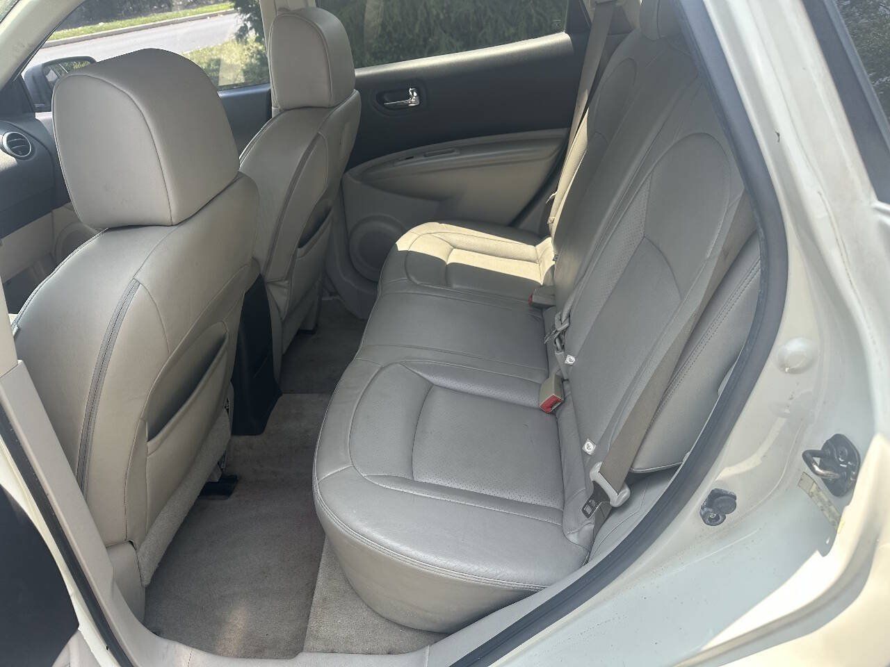 Used 2008 Nissan Rogue SL w/ Premium Pkg AWD/4WD image 13