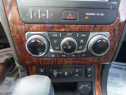 Used 2014 Chevrolet Traverse LT FWD image 23