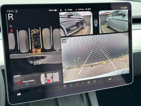 Used 2025 Tesla Model Y Performance image 18