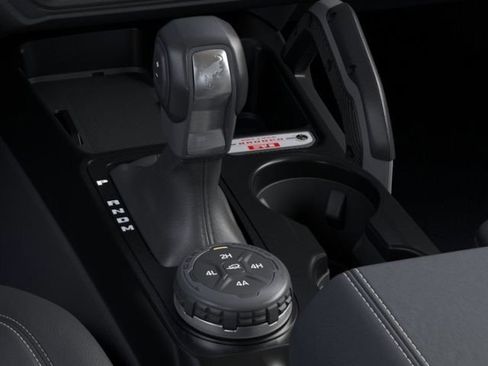 New 2026 Ford Bronco Outer Banks w/ Sasquatch Package AWD/4WD image 17
