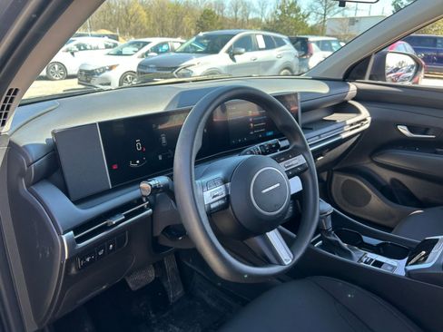 Used 2025 Hyundai Tucson SEL FWD image 37