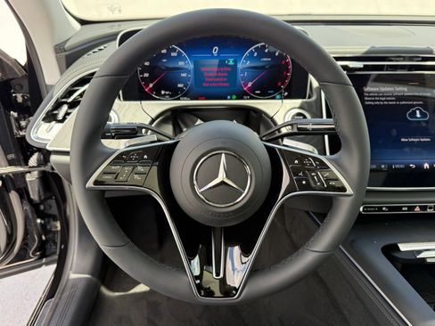 New 2026 Mercedes-Benz E 450 4MATIC Sedan image 21