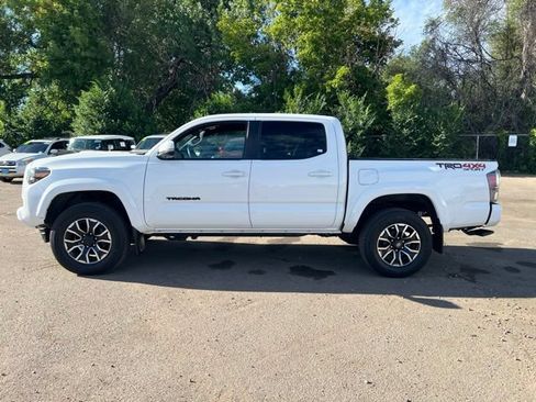 Used 2023 Toyota Tacoma TRD Sport w/ Advanced Technology Package AWD/4WD image 2