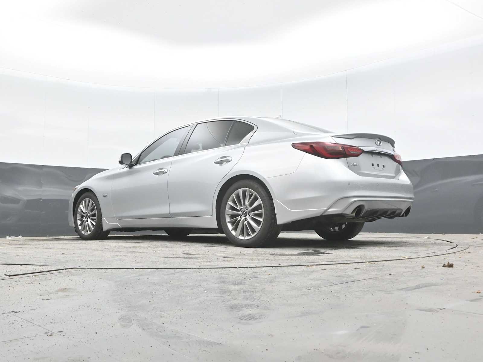 Used 2020 INFINITI Q50 Luxe w/ Essential Package (3.0T Luxe) AWD/4WD image 23