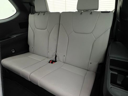 Used 2024 Lexus TX 350 AWD image 16