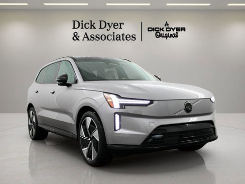New 2026 Volvo EX90 Ultra AWD/4WD image 8