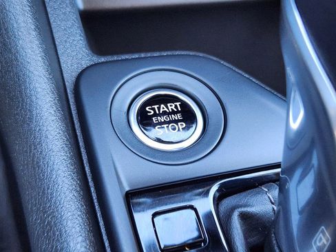 Used 2025 Nissan Sentra S image 23