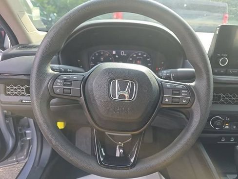 Used 2025 Honda Accord LX image 8