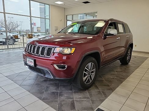 Used 2020 Jeep Grand Cherokee Limited image 2