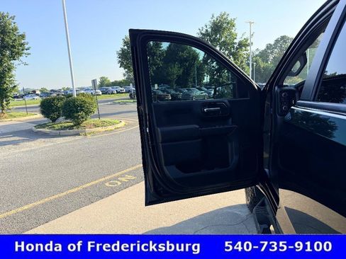 Used 2021 Chevrolet Silverado 1500 Custom Trail Boss w/ Midnight Edition AWD/4WD image 14