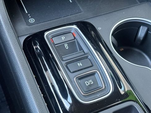 Used 2024 Honda Pilot Touring image 32