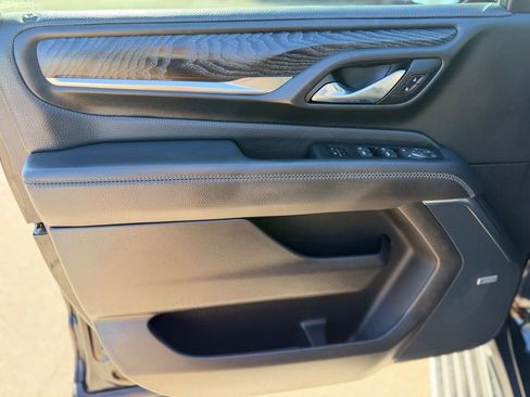 Used 2023 GMC Yukon XL Denali w/ Max Trailering Package image 11