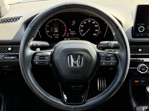Used 2025 Honda Civic Sport image 15