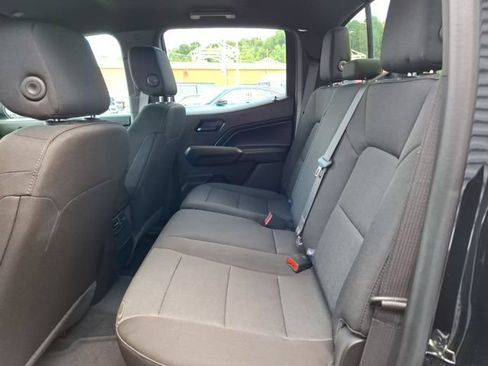 Used 2025 Chevrolet Colorado Trail Boss AWD/4WD image 27