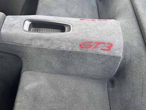 Used 2018 Porsche 911 GT3 RWD image 17